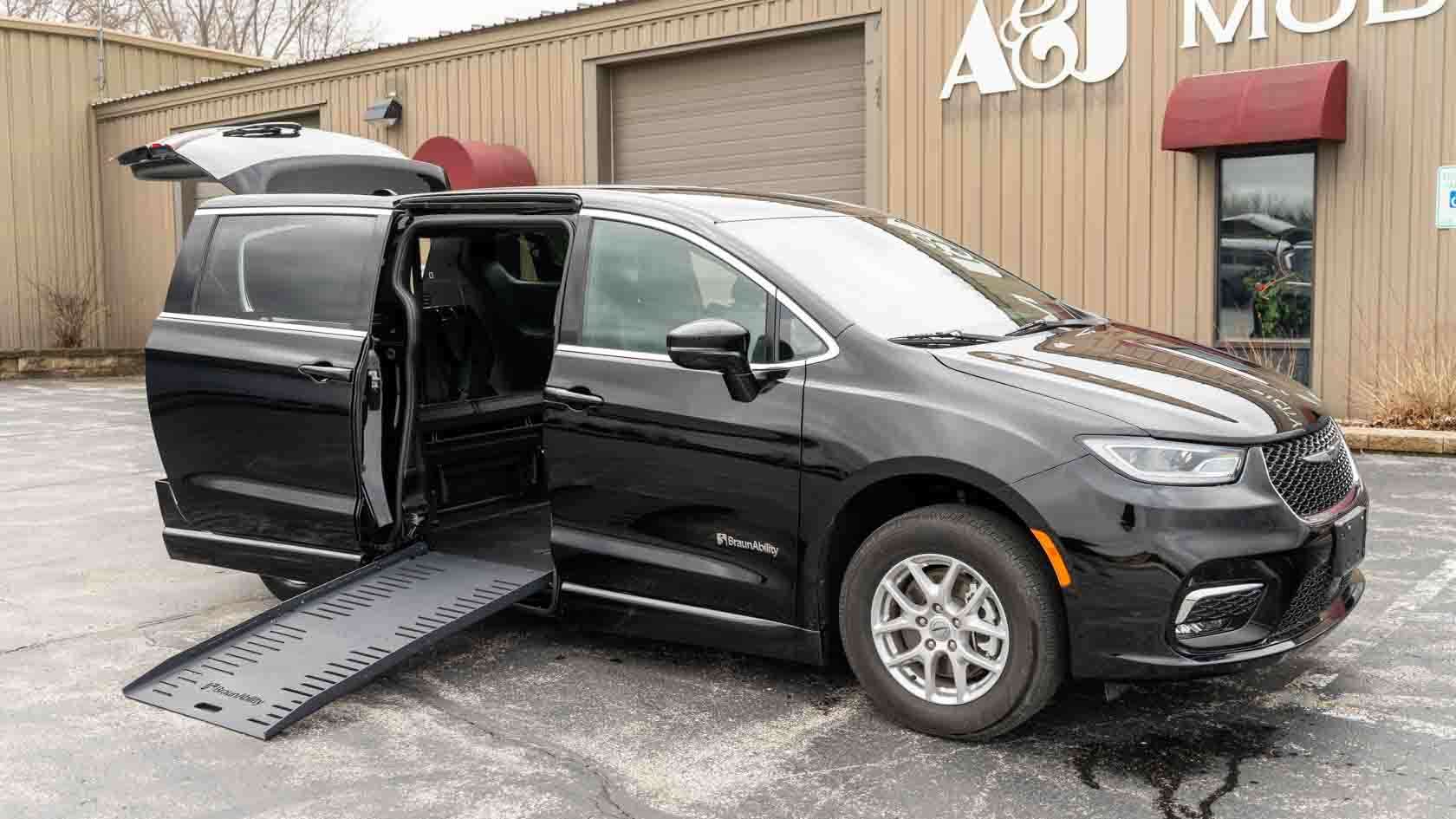 2025 Chrysler Pacifica