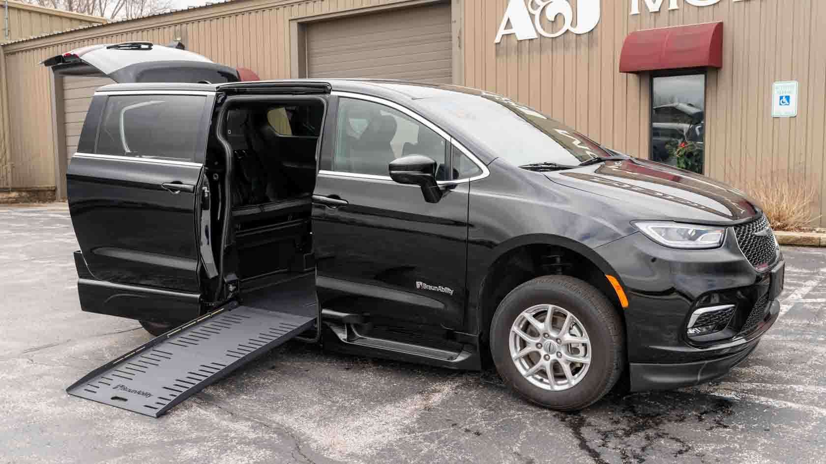 2025 Chrysler Pacifica